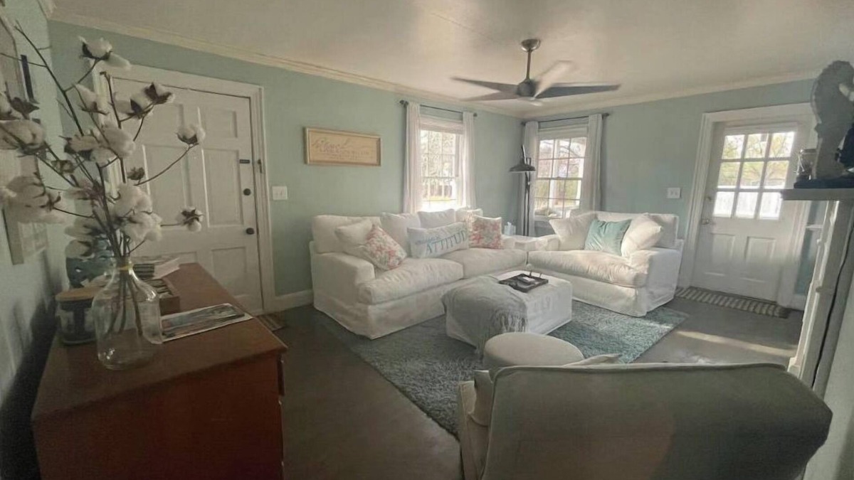 Edenton House | Cape Cod cottage close to Prembroke Creek