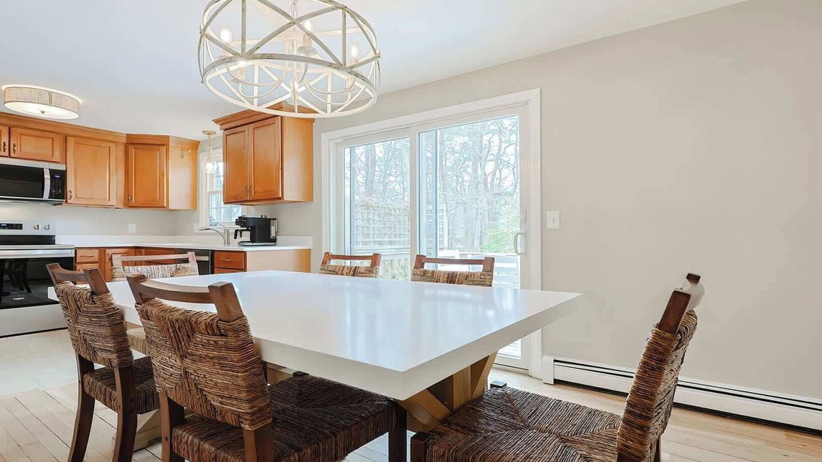 Yarmouth Port House | Cape Escape – Water View, Firepit & Near Beaches