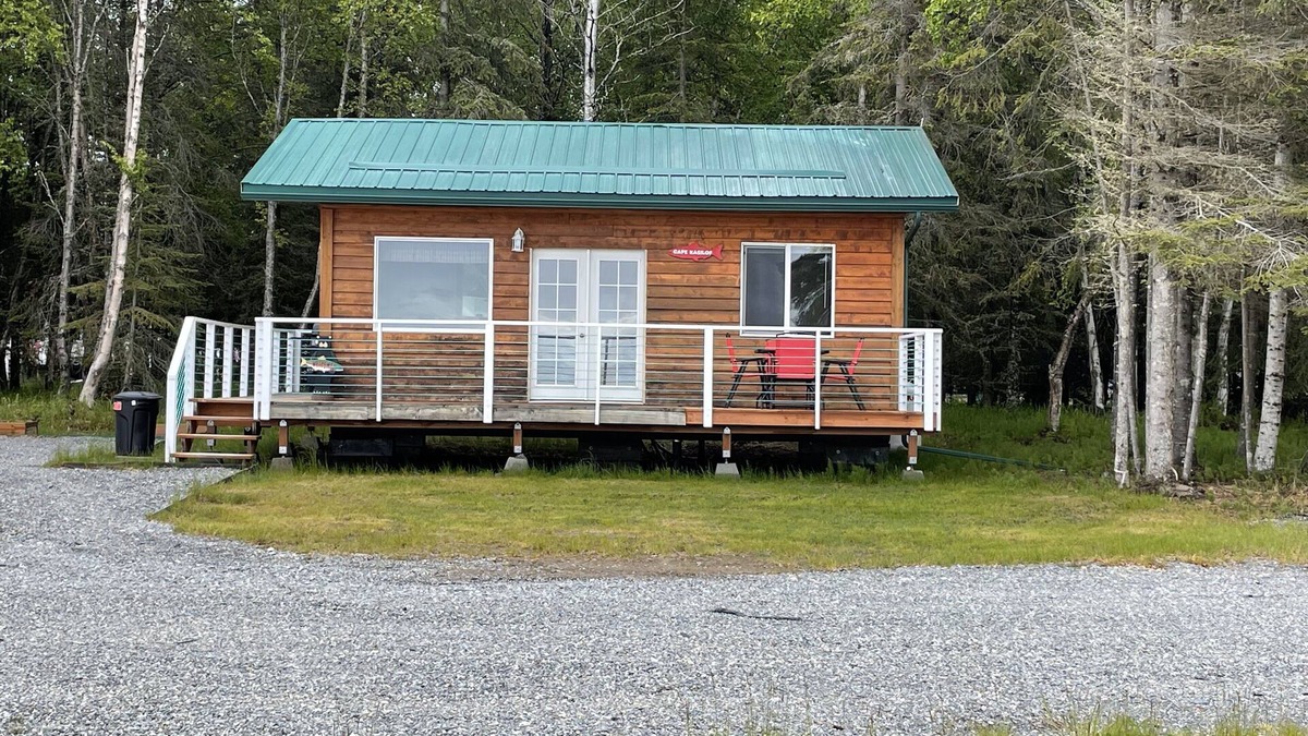 Kalifornsky Cabin | 'Cape Kasilof Cabin' Waterfront/Sunset Views