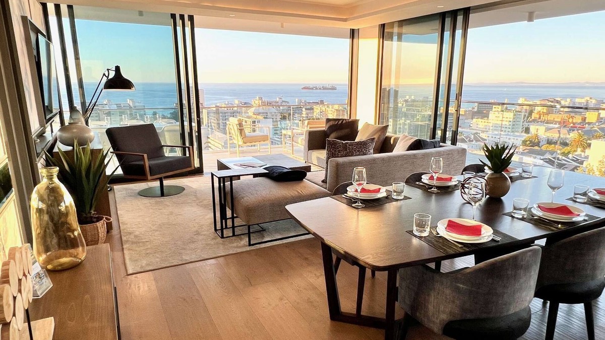 Sea Point Apartment | cape town living - Panoramic Penthouse