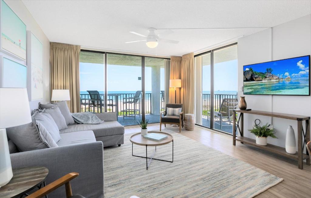 Port Canaveral Resort | Cape Winds by Happy Palm Stays