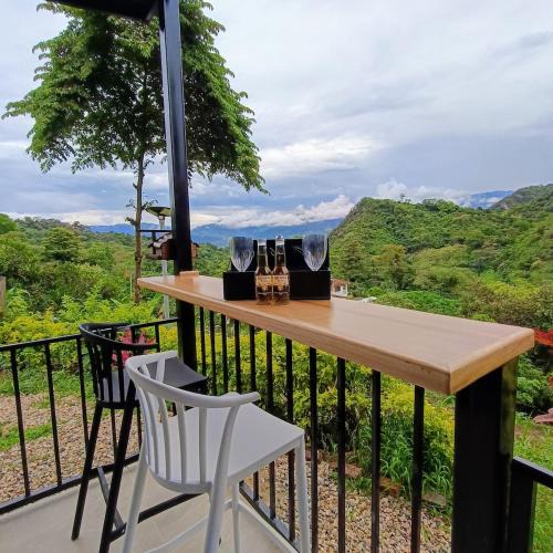 La Mesa House | Capibara-Glamping Cabaña