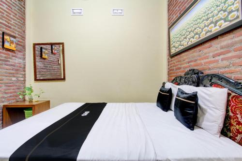Ngemplak Hotel | Capital O 93716 Family Guesthouse Syariah