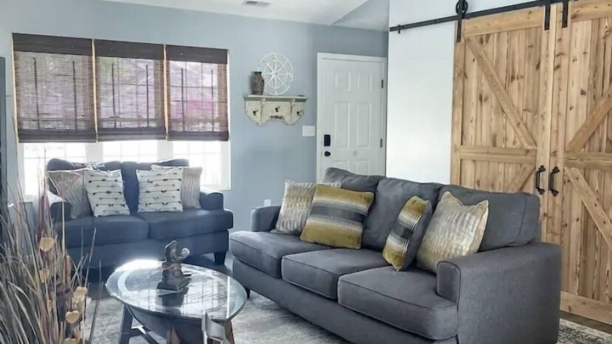 Capitol Beach House | Capital View Place