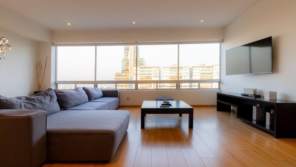 El Yaqui Condo | Capitalia - Modern Urban Retreat