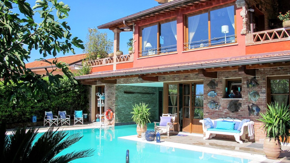 Corsanico House | Capo Corso by Interhome