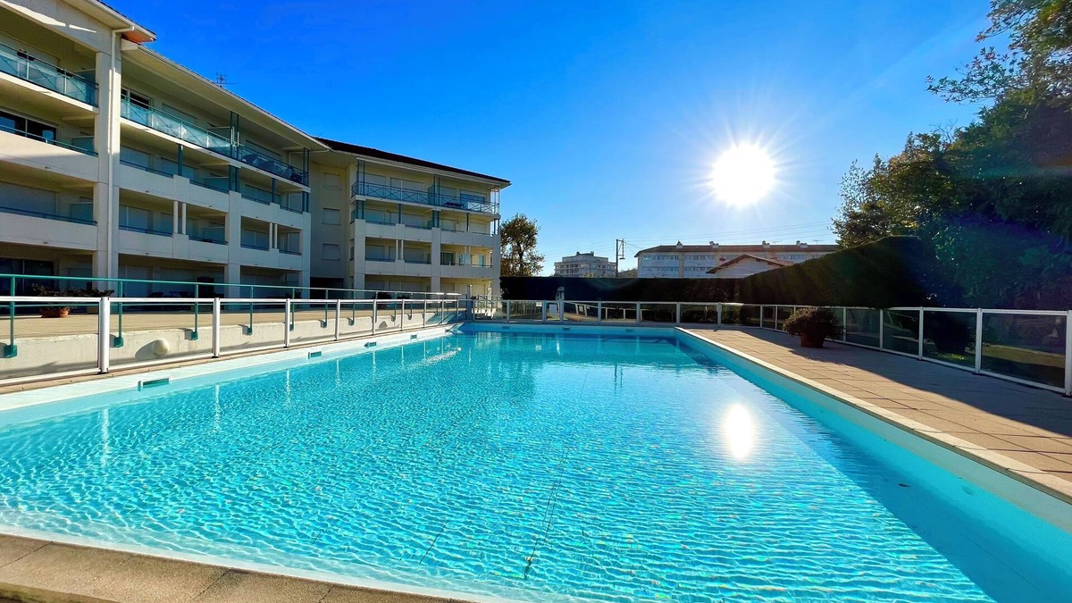 Ciboure Apartment | Caporizon - Erosoa-face au Golf-T1 Cosy-Heated pool