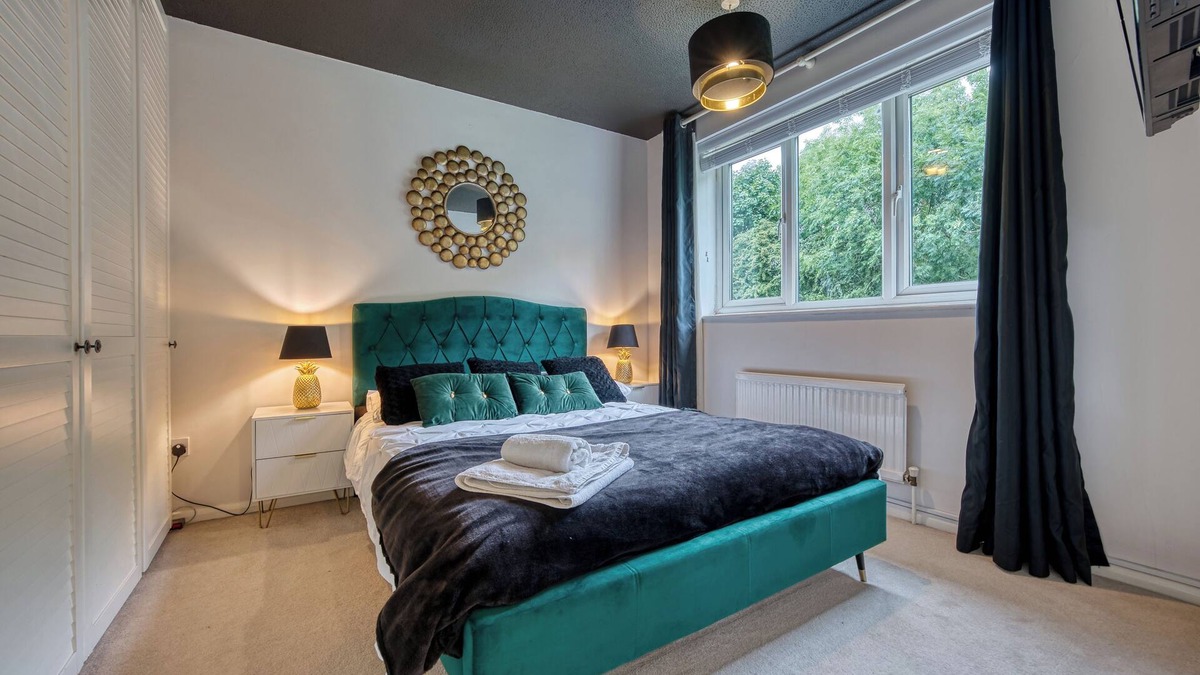Loughborough House | CAPRI 13 SA -Close to Uni & M1* Free Wifi *Free Parking *Long Stay Welcome