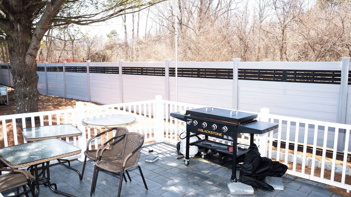 Howell Hotel | Capri inn and Suites