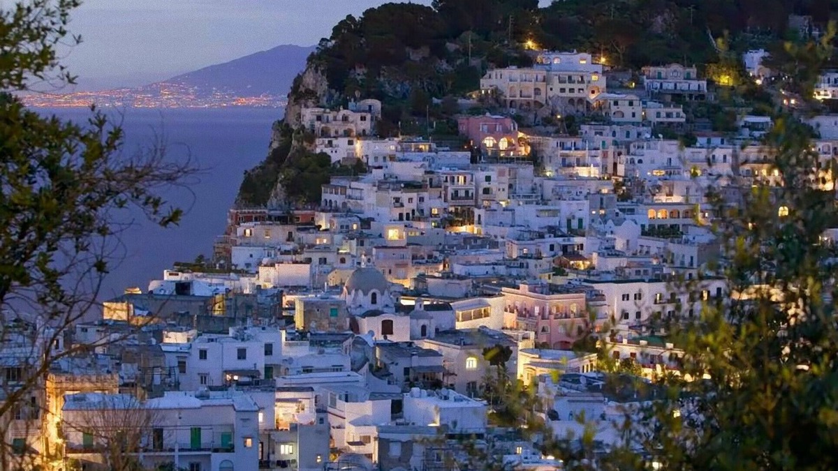 Anacapri Villa | Capri - Villa with pool and garden .