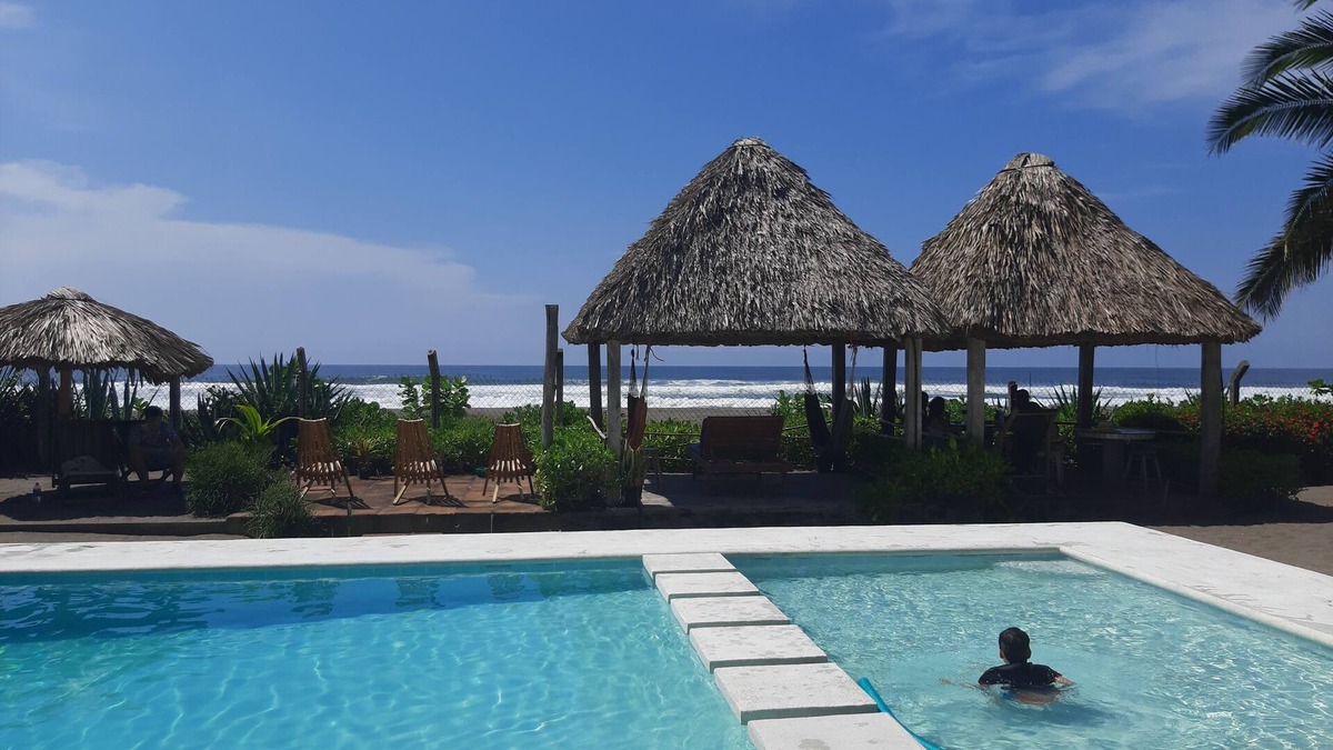 Barra de Santiago House | Capricho Beach House