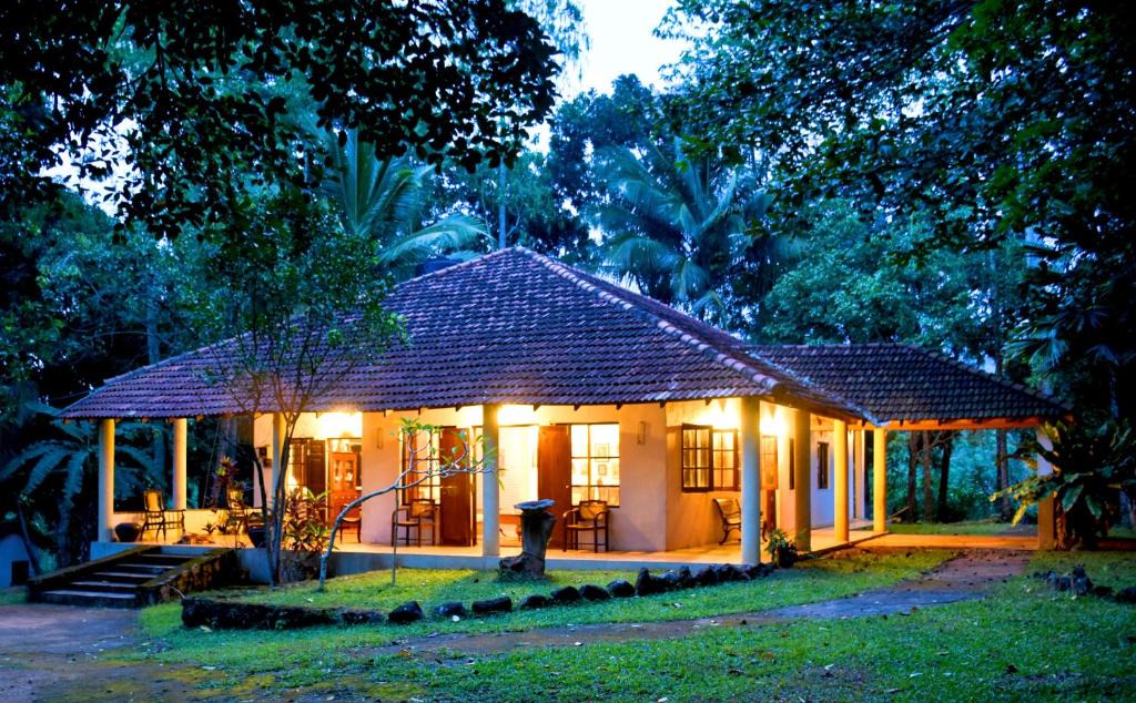 Hiyarapitiya House | Captain's Bungalow, Kandy