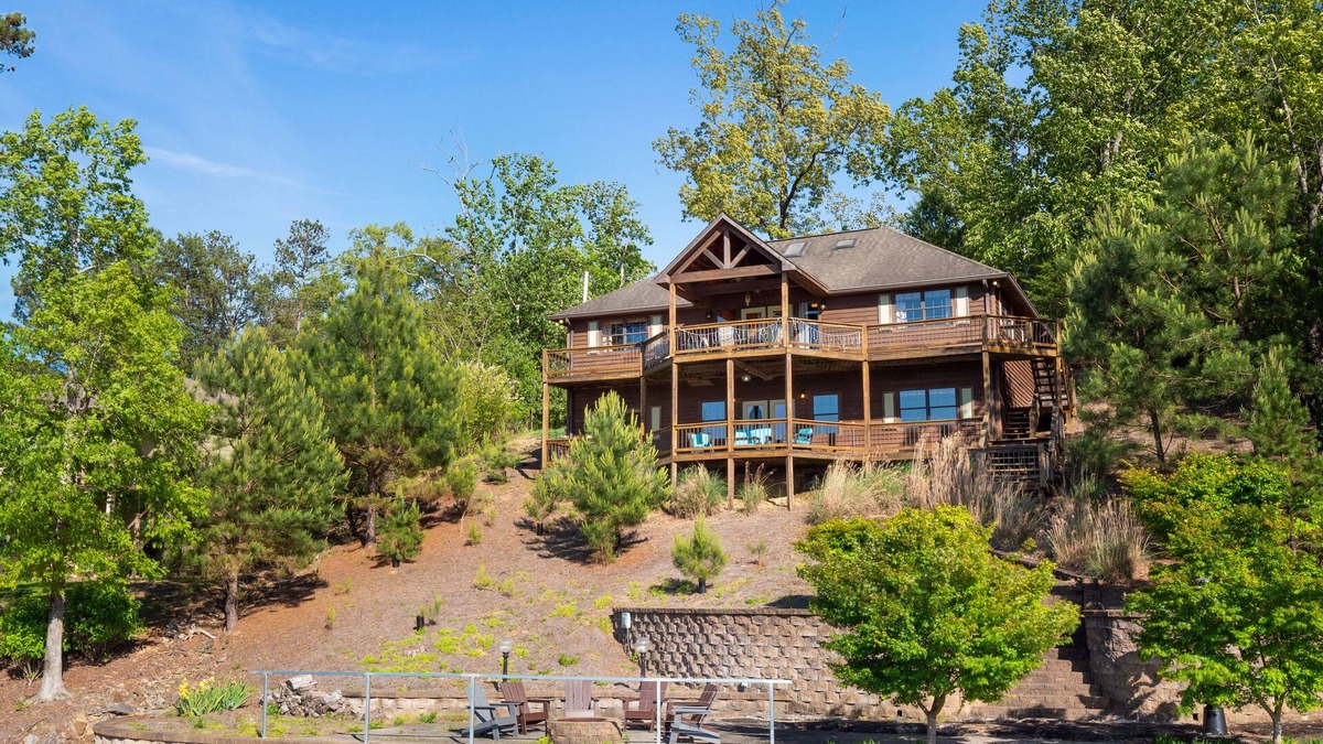 Arley House | Captain's Quarters: 5 BR, 2.5 BA in Arley, Sleeps 14
