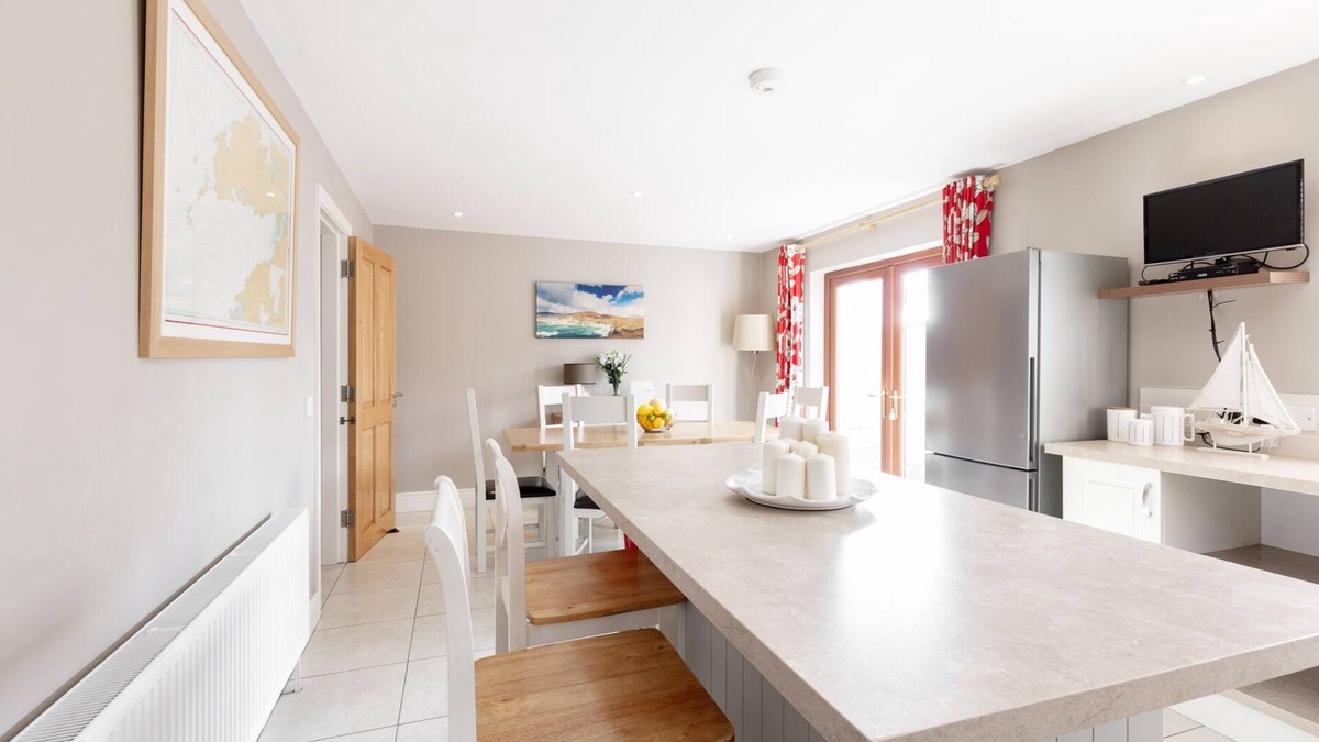 Dingle House | Captains Rest