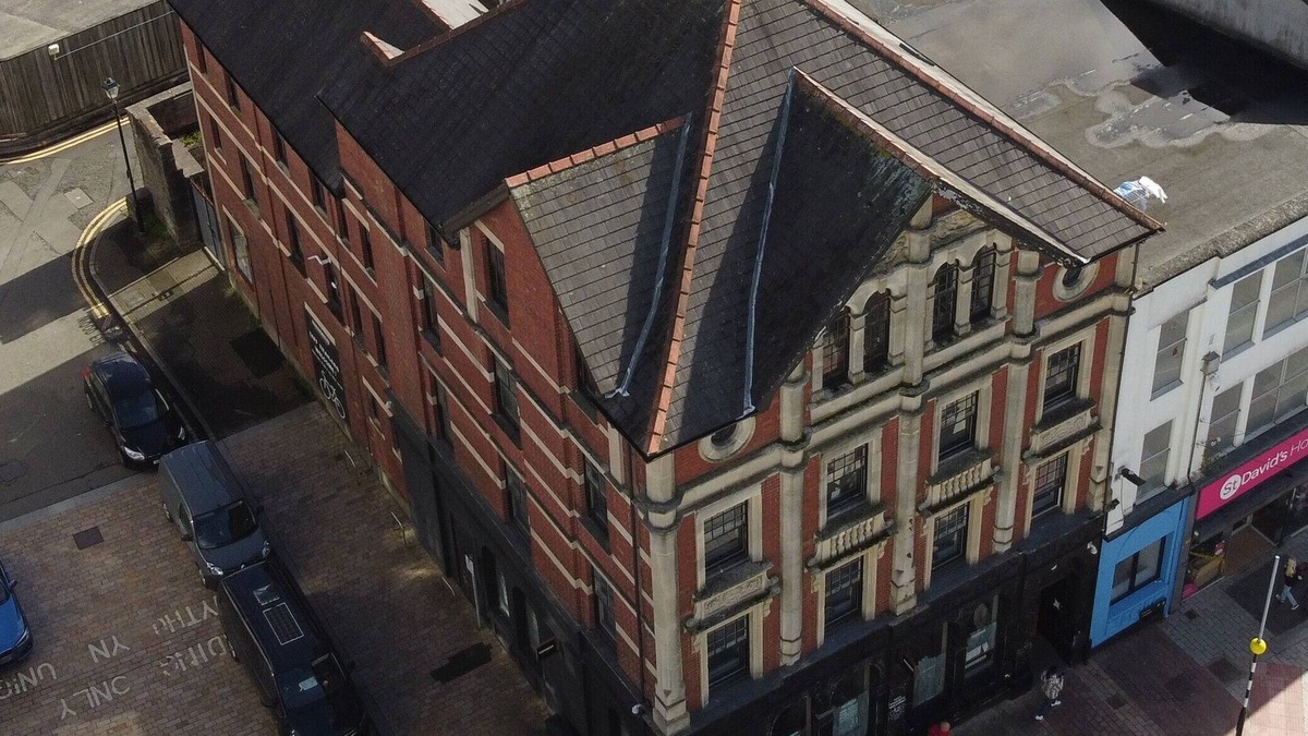 Merthyr Tydfil Apartment | Captivating 1-Bed apartment, Merthyr Tydfil -