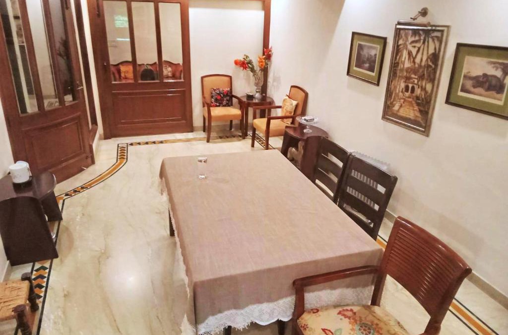 Nehru Place Apartment | Captivating 2-Bed Apartment in New Delhi
