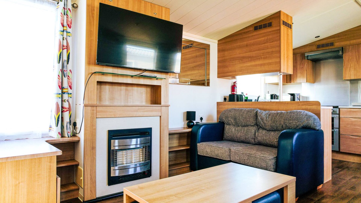 Rhyl Cabin | Captivating 6-Person Caravan in Rhyl