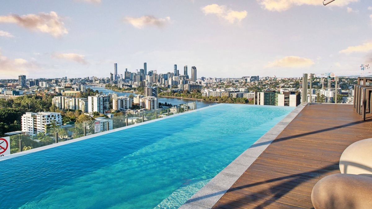 Toowong Apartment | Captivating Convenience! 1Bed/1Bath/1Car/Views
