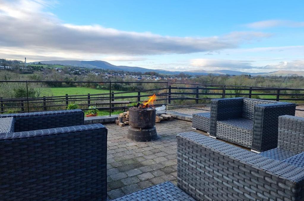 Magherafelt House | Captivating Spacious 4 bedroom