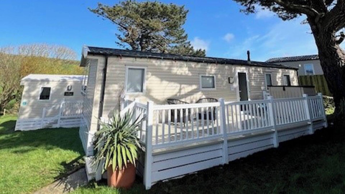 Newquay Cabin | Caravan at Newquay Bay Resort - 3 Bedrooms