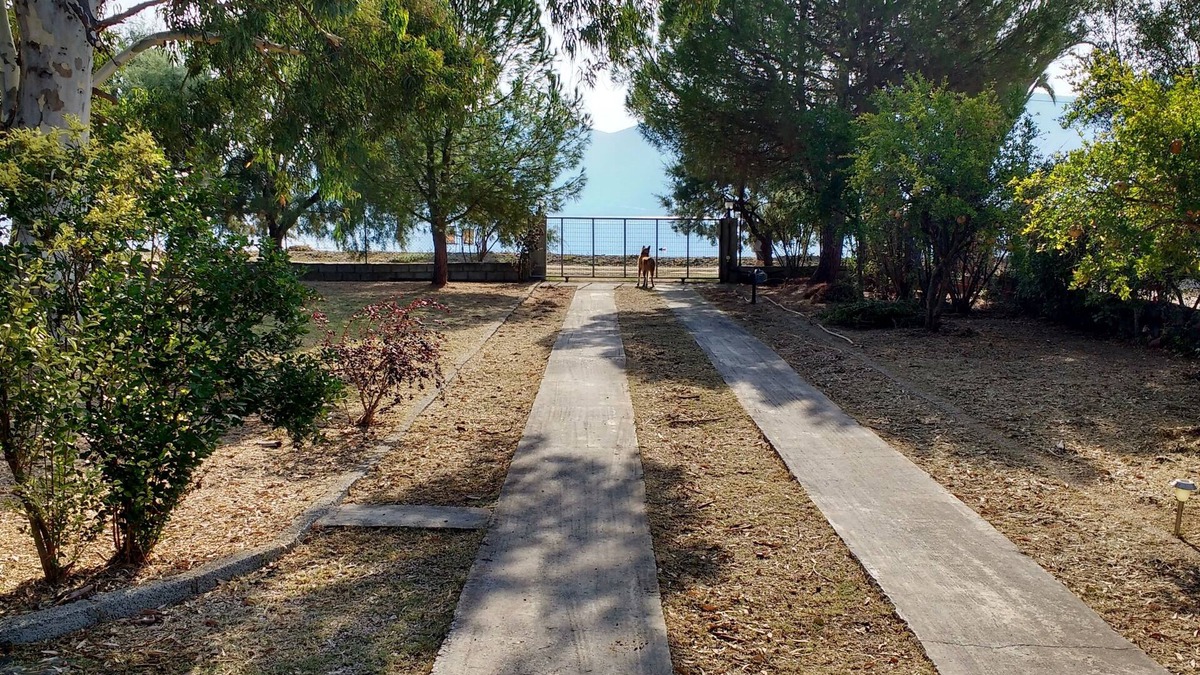 Imathia Region House | Caravan in 0.2 ha plot by the sea