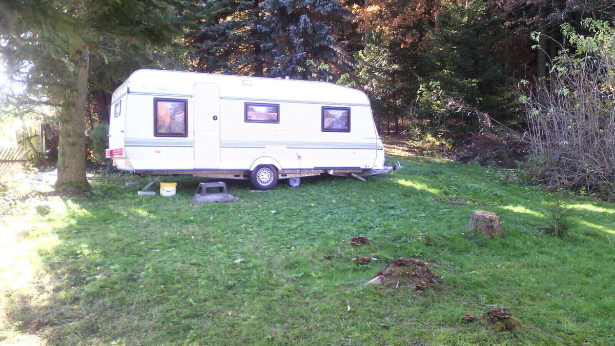 Gornsdorf House | Caravan right on the edge of the forest ...