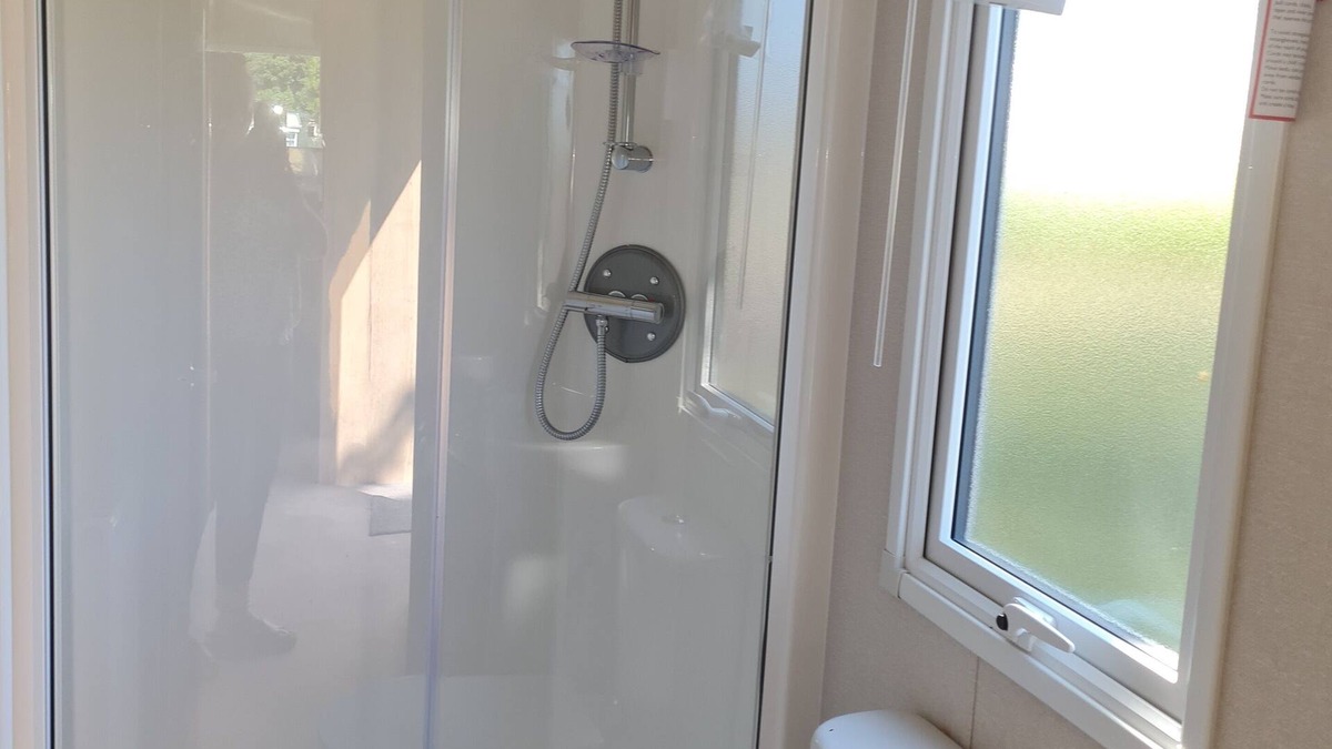 Dunbar House | Caravan Situated 10 Mins Drive From Spectacular Beaches