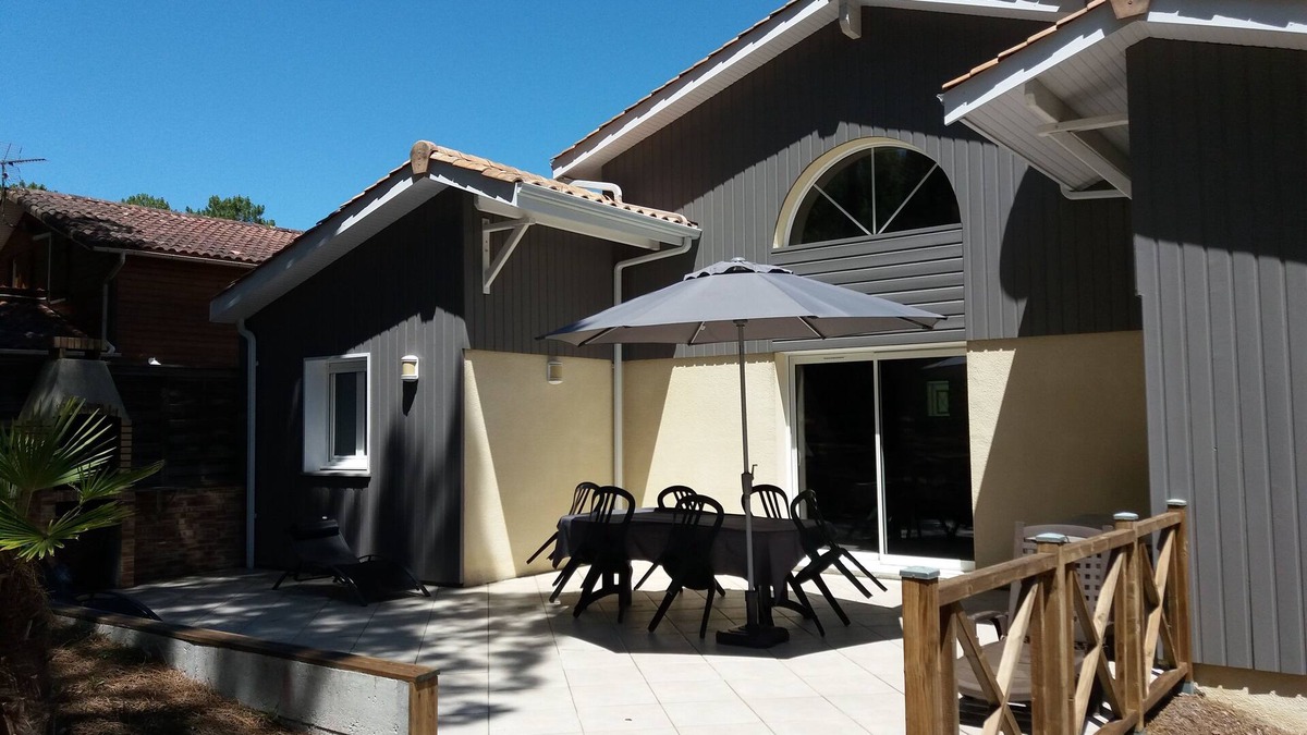 Maubuisson House | Carcans Maubuisson: spacious villa close to the lake and the ocean with wifi