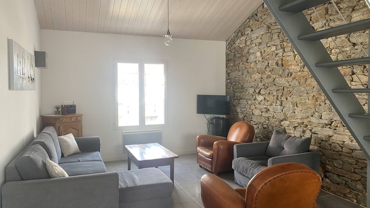 Noirmoutier-en-l'Ile House | CAREFREE: House in VIEIL 200m beaches, bikes, WIFI