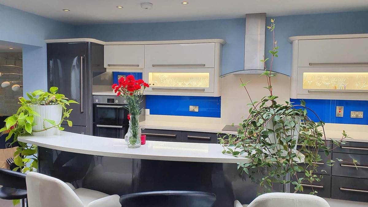 Portobello House | Carefully Curated Georgian Villa on a quiet street, in the heart of the city!