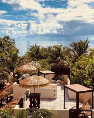 Placencia Cabin | Caribbean Beach Cabanas