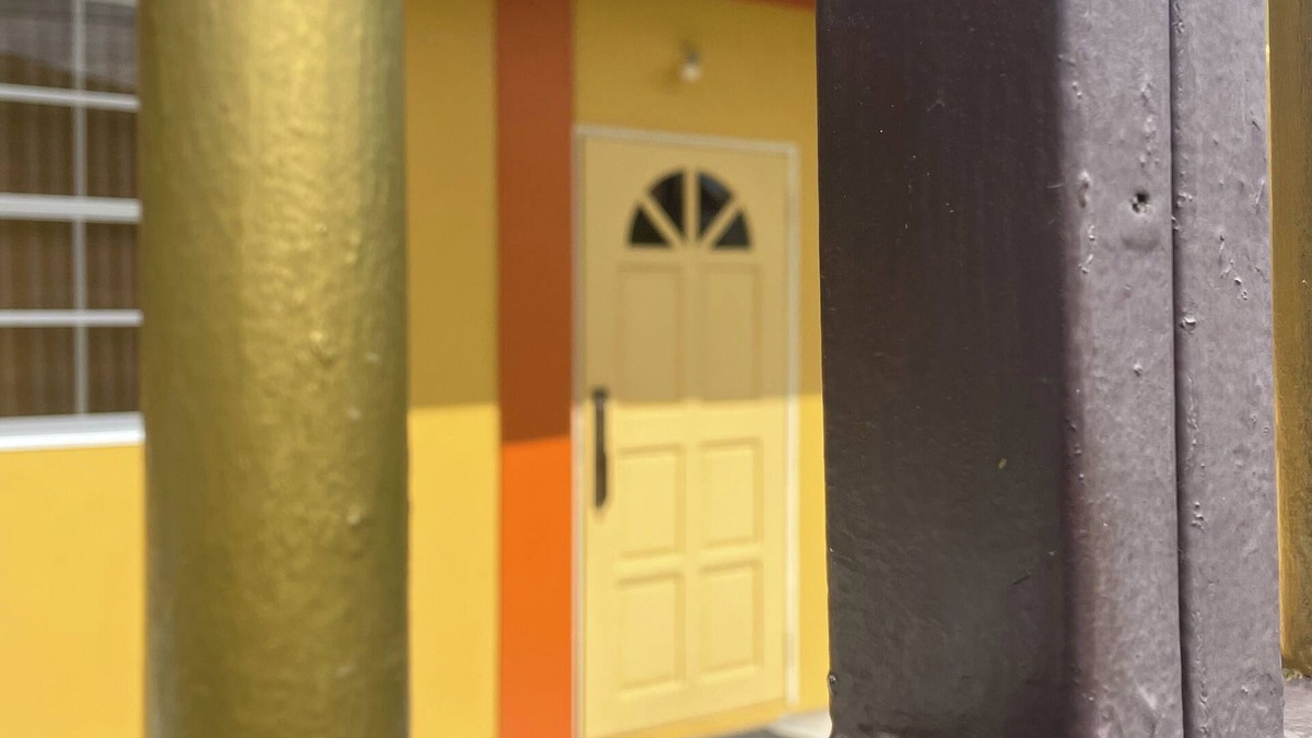 Plymouth Apartment | Caribbean-esque 1, bedroom, 1 bathroom with full kitchen. Perfect Getaway