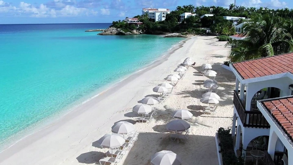 West End Village Hotel | Caribbean Getaway | Room w/Full Kitchen & Patio | Steps Away from the Beach