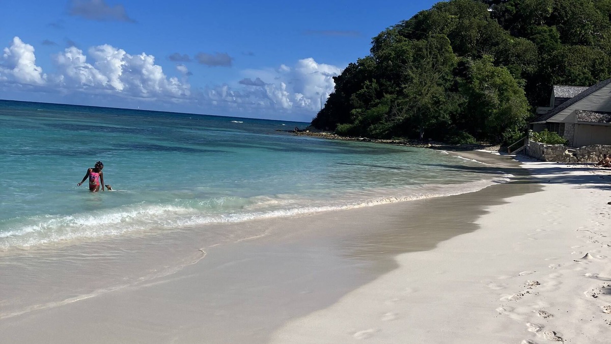 Willikies Villa | Caribbean Sun, Sand, Sea-Relax In The Peace and Quiet of Tropical Escape Villa!