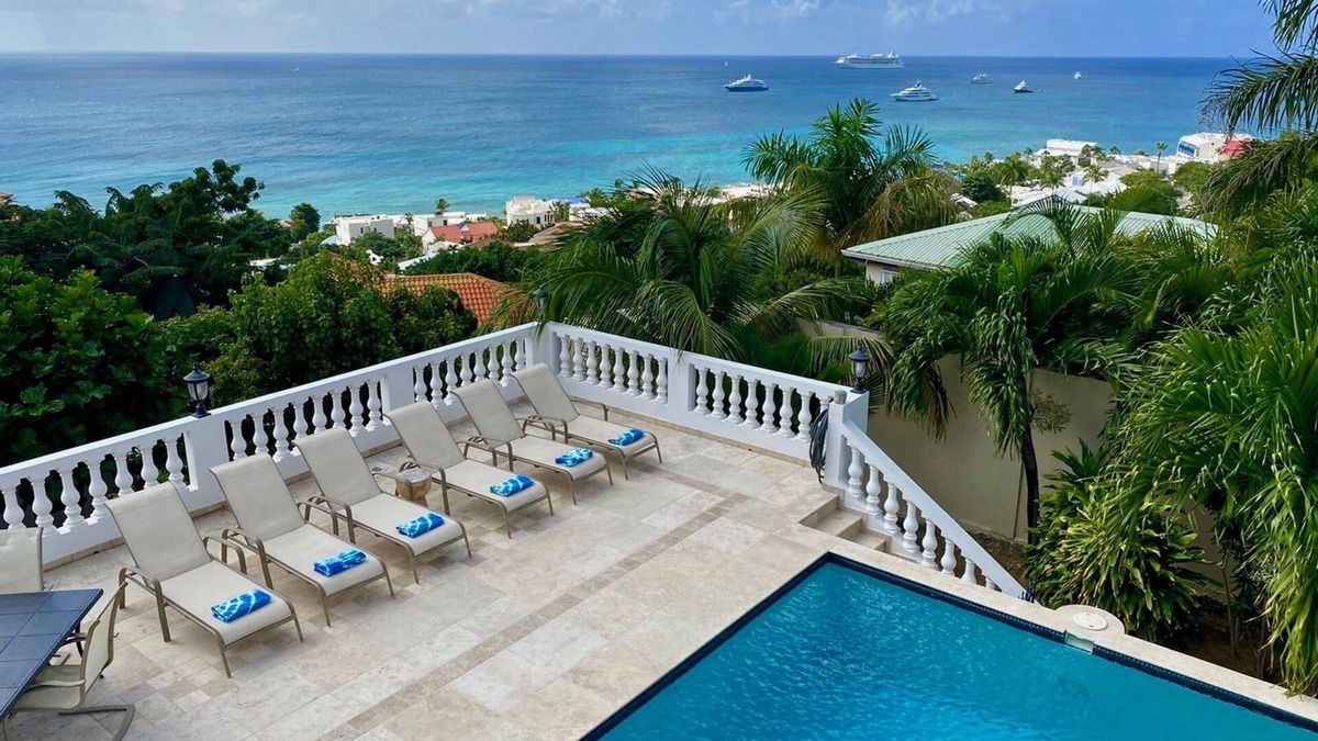 Pelican Key House | Caribbean View Villa-beach-sunset