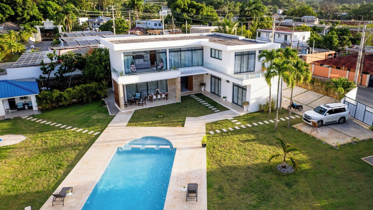 El Callejon Villa | Caribbean Villa with Swimming Pool for Groups and Families