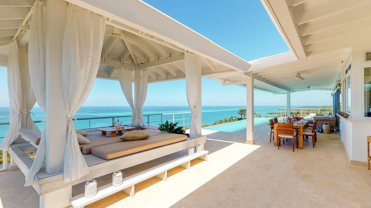 Pristine Bay Villa | CaribPura @ Coral Views, French Harbor, Roatan