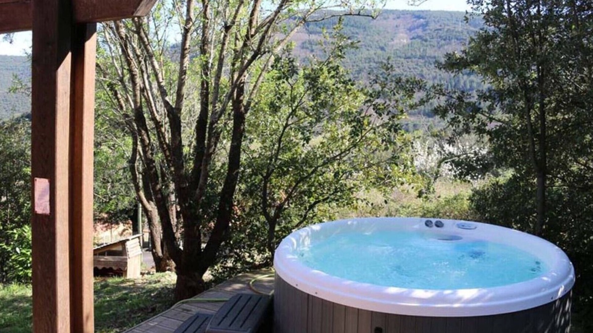 Premian House | CARIGNAN: Gîte 5 sleeping 75 m2 landscaped garden 4000m2 in Regional Park