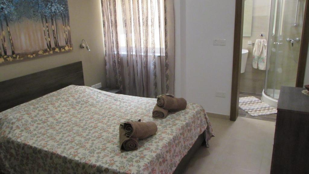 San Tumas Apartment | Carina Court Apartment