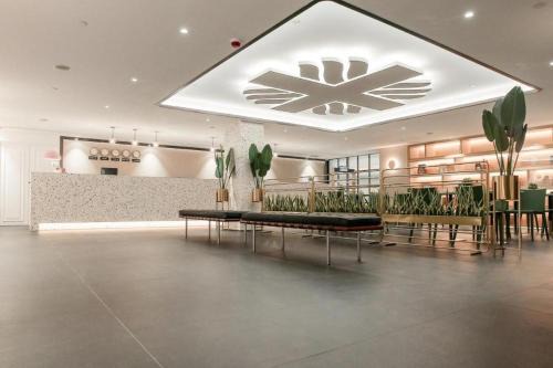 Tin Wan Hotel | Caritas Oswald Cheung International House