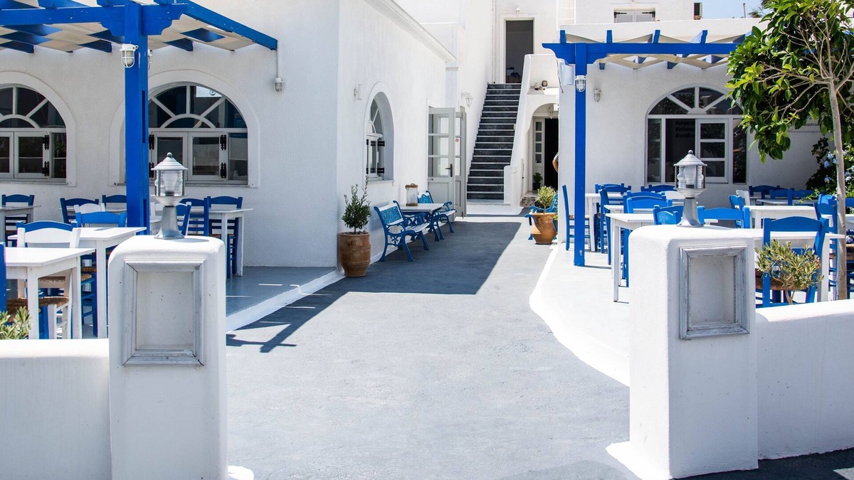 Akrotiri House | Carlos Pension