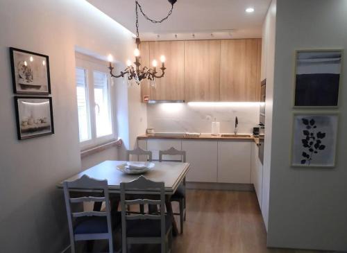 Perofilho Apartment | Carlos Place