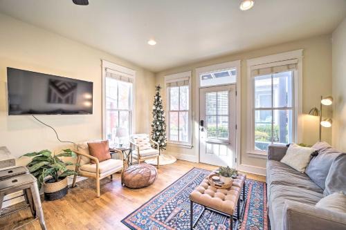 Eufaula House | Carlton Landing Home Walk to Lake and Parks!