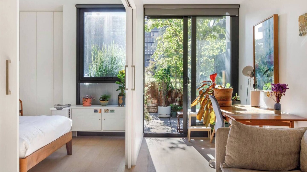 Carlton Apartment | Carlton meets Fitzroy at this Leafy Urban Hideaway