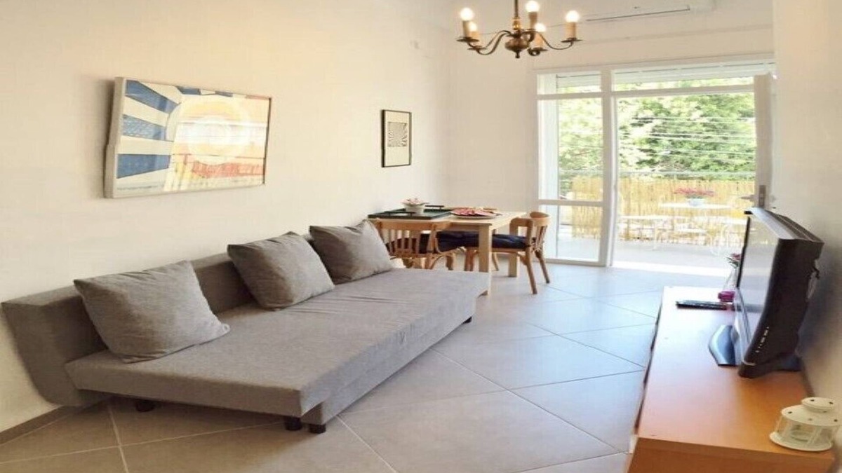 Haifa Apartment | Carmel apartment in the heart of haifa
