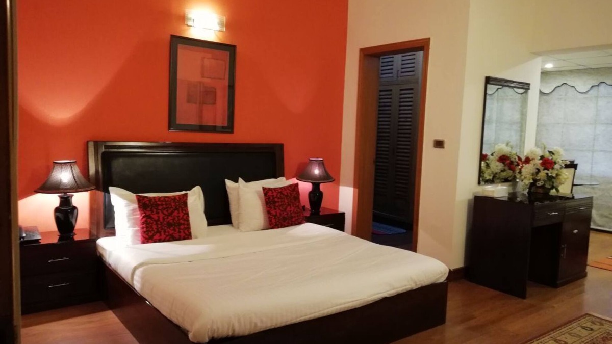 F-7 Sector House | Carnations Suites - Luxury Rooms in the heart of Islamabad!