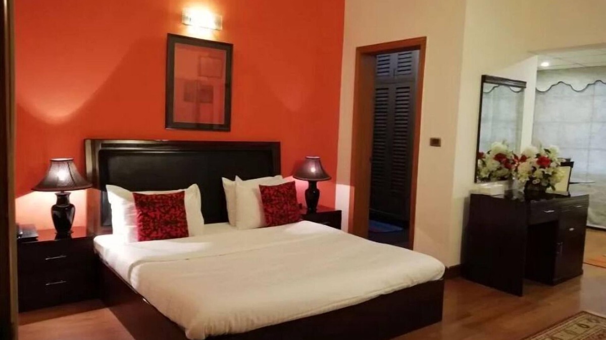 F-7 Sector House | Carnations Suites - Luxury Rooms in the heart of Islamabad!