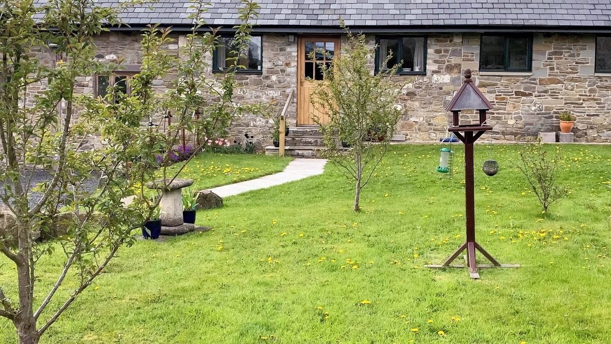 Penybont Cottage | Carnau Bach (uk45822)