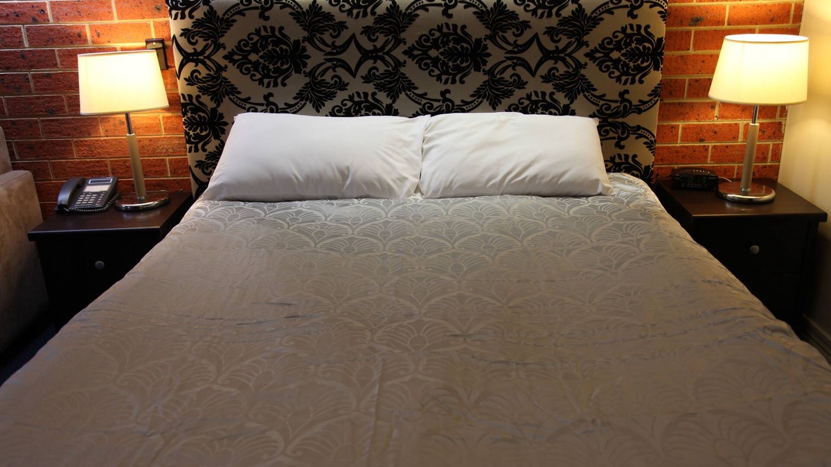 Carnegie Hotel | Carnegie Motor Inn