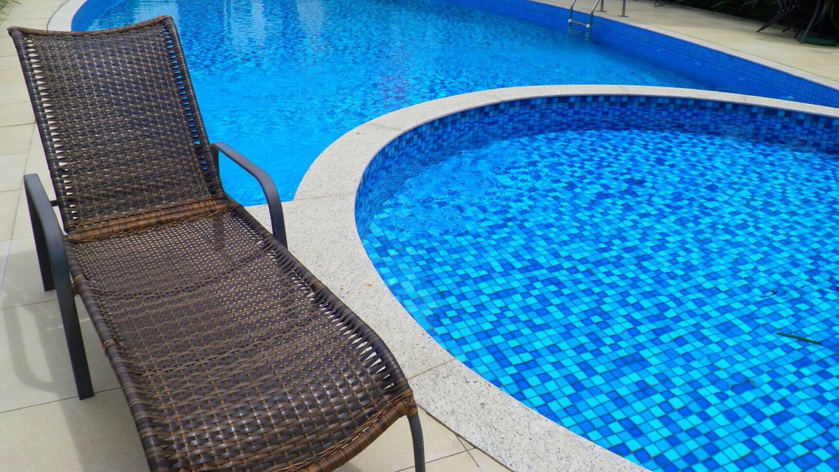 Ingleses Norte Apartment | CARNIVAL PROMOTIONAL IN LINDA COVERAGE, NEXT SEA, JACUZZI, SWIMMING POOL, AIR COND.